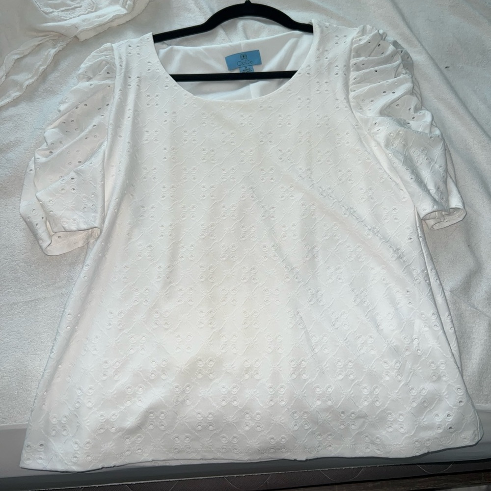 White Floral Quarter Sleeve - Tee Shirt